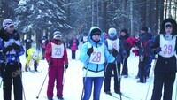 Команды цехов приняли участие в "Лыжне России" - Официальный сайт непубличного акционерного общества "Орденов Трудового Красного Знамени Первоуральский динасовый завод имени Ефима Моисеевича Гришпуна" (АО "ДИНУР")