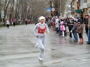 61-я легкоатлетическая эстафета на призы ОАО "ДИНУР" открыла летний спортивный сезон  - Официальный сайт непубличного акционерного общества "Орденов Трудового Красного Знамени Первоуральский динасовый завод имени Ефима Моисеевича Гришпуна" (АО "ДИНУР")